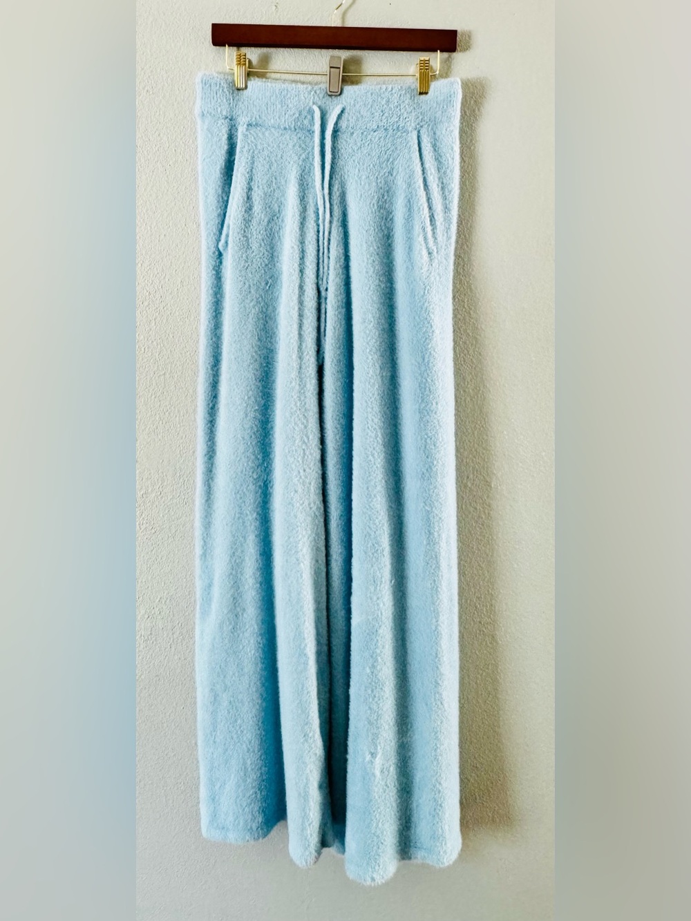 Chelsea & Violet Plush Light Blue Wide-Leg Lounge Pants with Pockets